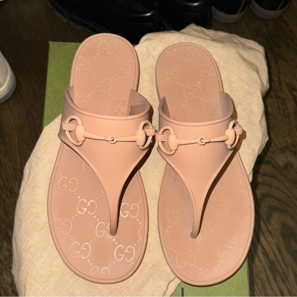 Gucci rubber sandals